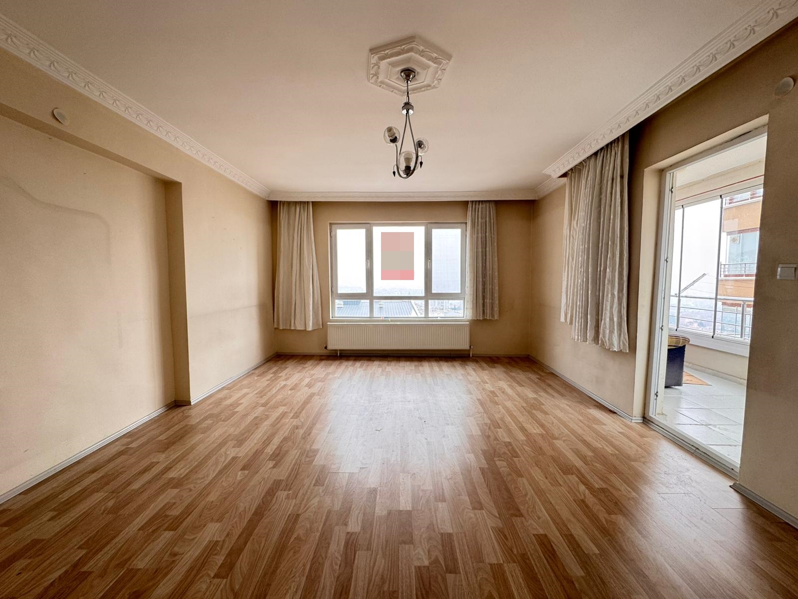 Keçiören Satılık 3+1 1. Kat Daire | Asansörlü Manzaralı Çift Teras Balkonlu Fırsat