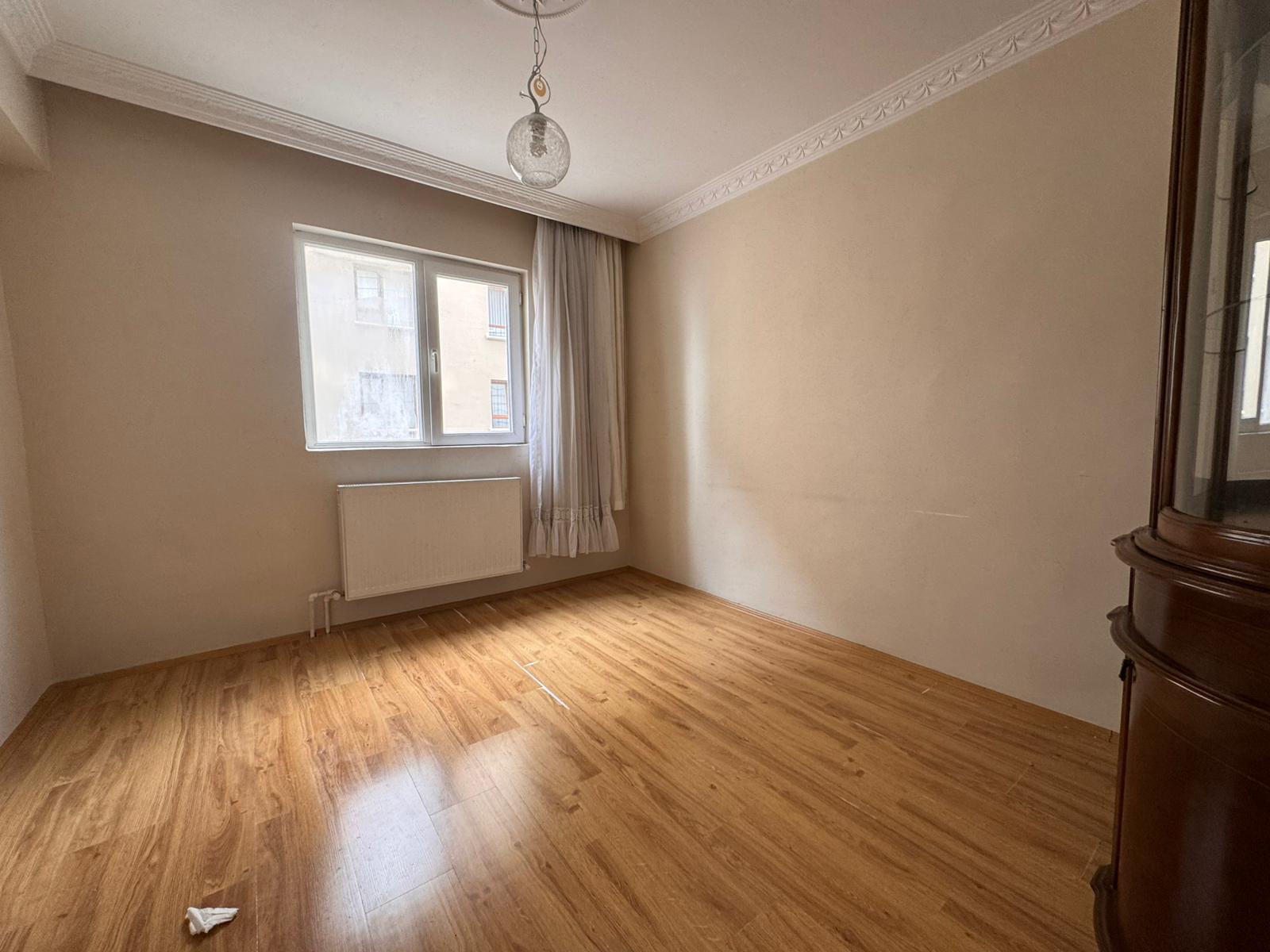 Keçiören Satılık 3+1 1. Kat Daire | Asansörlü Manzaralı Çift Teras Balkonlu Fırsat