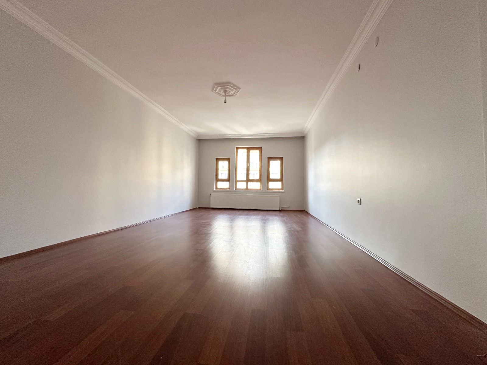 Keçiören Atapark Mahallesi Satılık 3+1 135 m² Net Daire | Asansörlü Ön Cephe Otoparklı