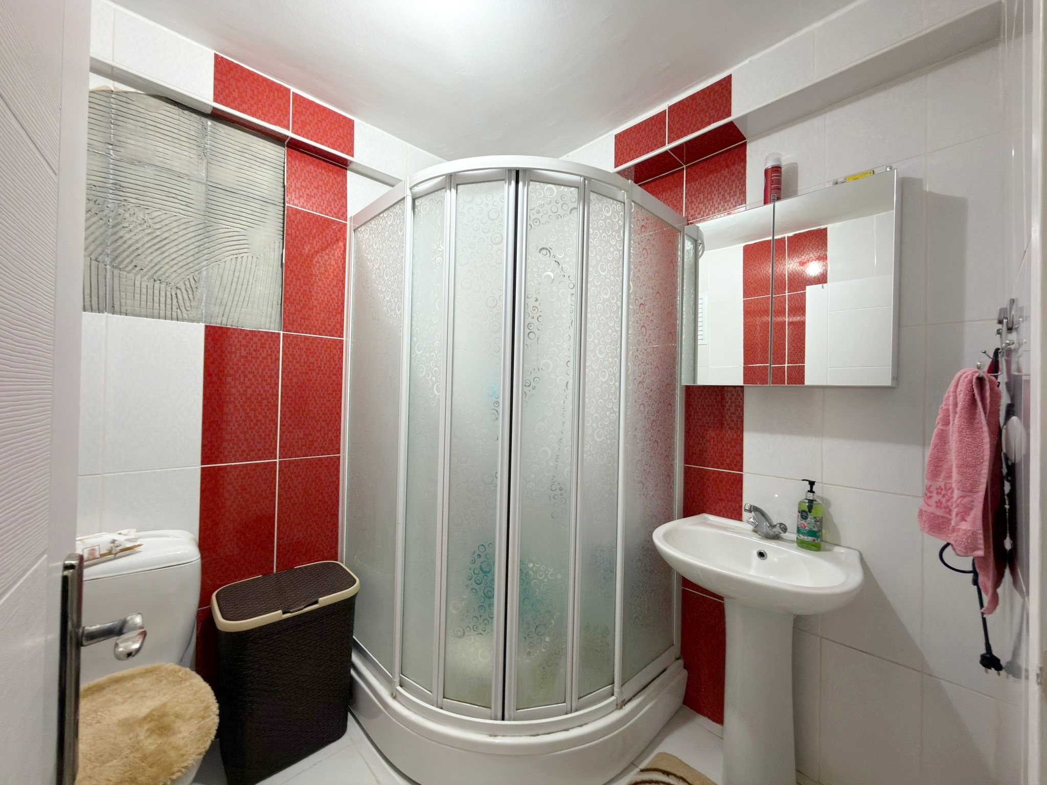 Keçiören Atapark Mahallesi Satılık 3+1 110 m² Daire | Yüksek Giriş Asansörlü İskanlı Yapılı