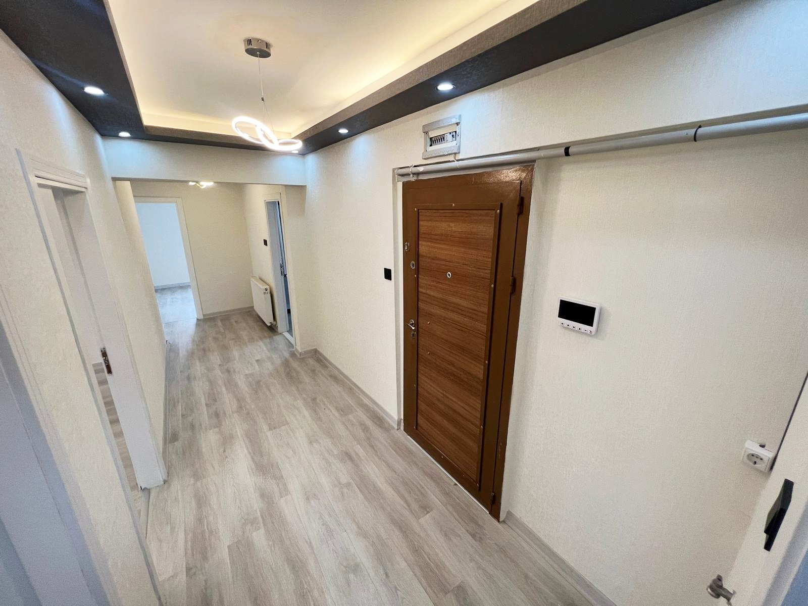 Keçiören Yayla Mahallesi Satılık Daire | 2. Kat Asansörlü Teras Balkonlu Kaçırılmayacak Fırsat