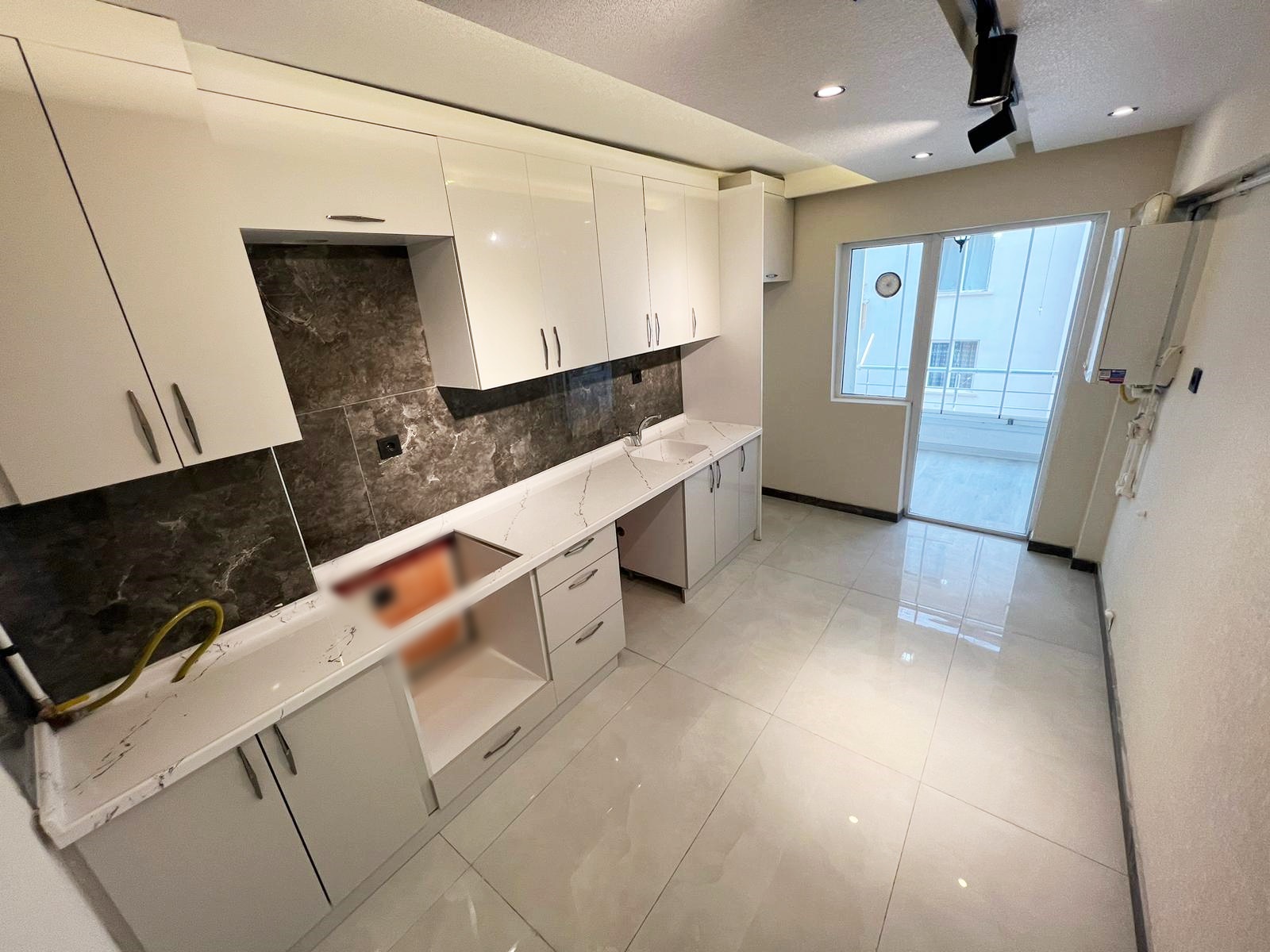 Keçiören Yayla Mahallesi Satılık Daire | 2. Kat Asansörlü Teras Balkonlu Kaçırılmayacak Fırsat