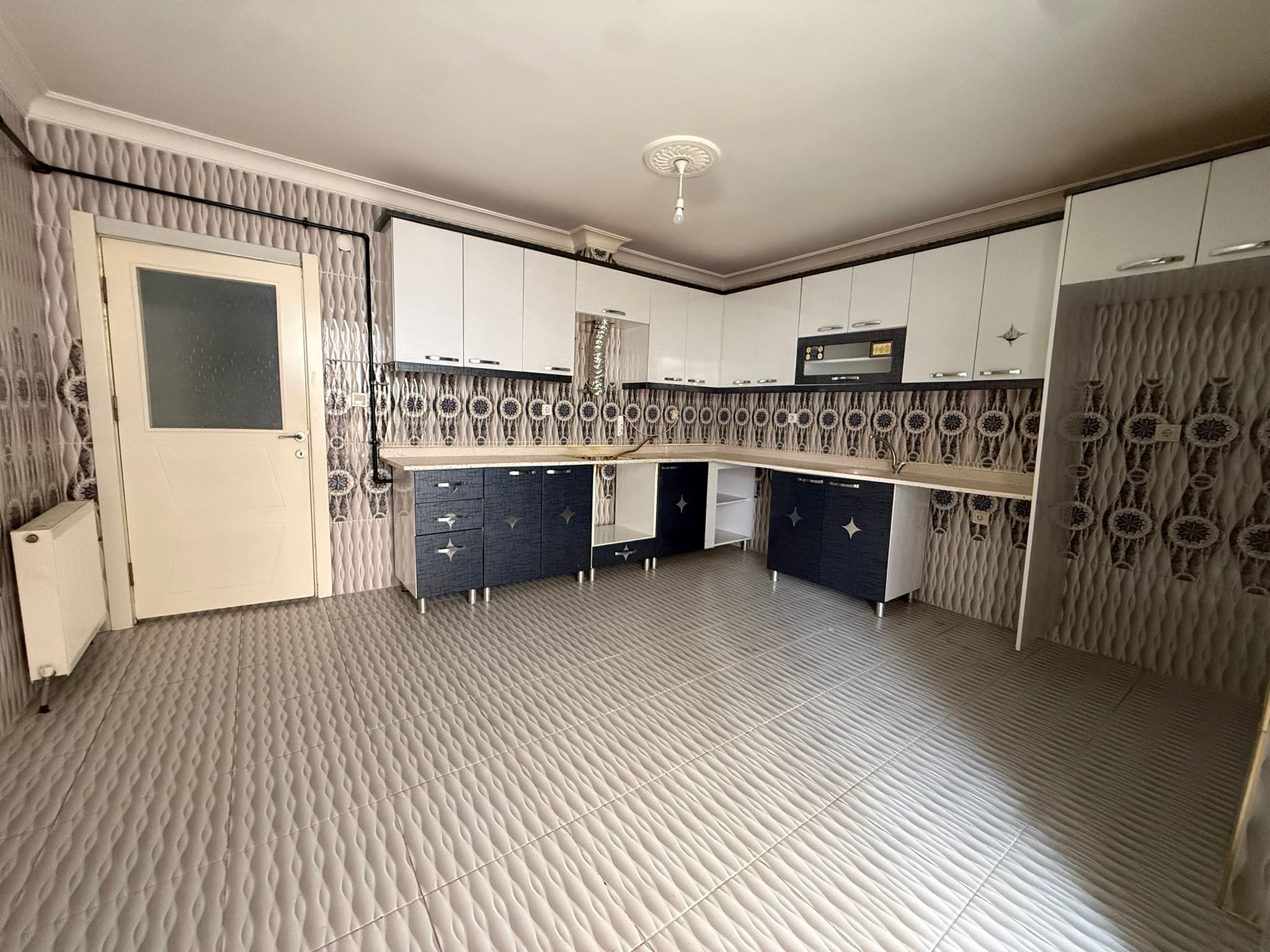 Keçiören Yükseltepe Mahallesi Satılık 4+1 155 m² Net Daire | Kot 2 Açık Cepheli Geniş Fırsat