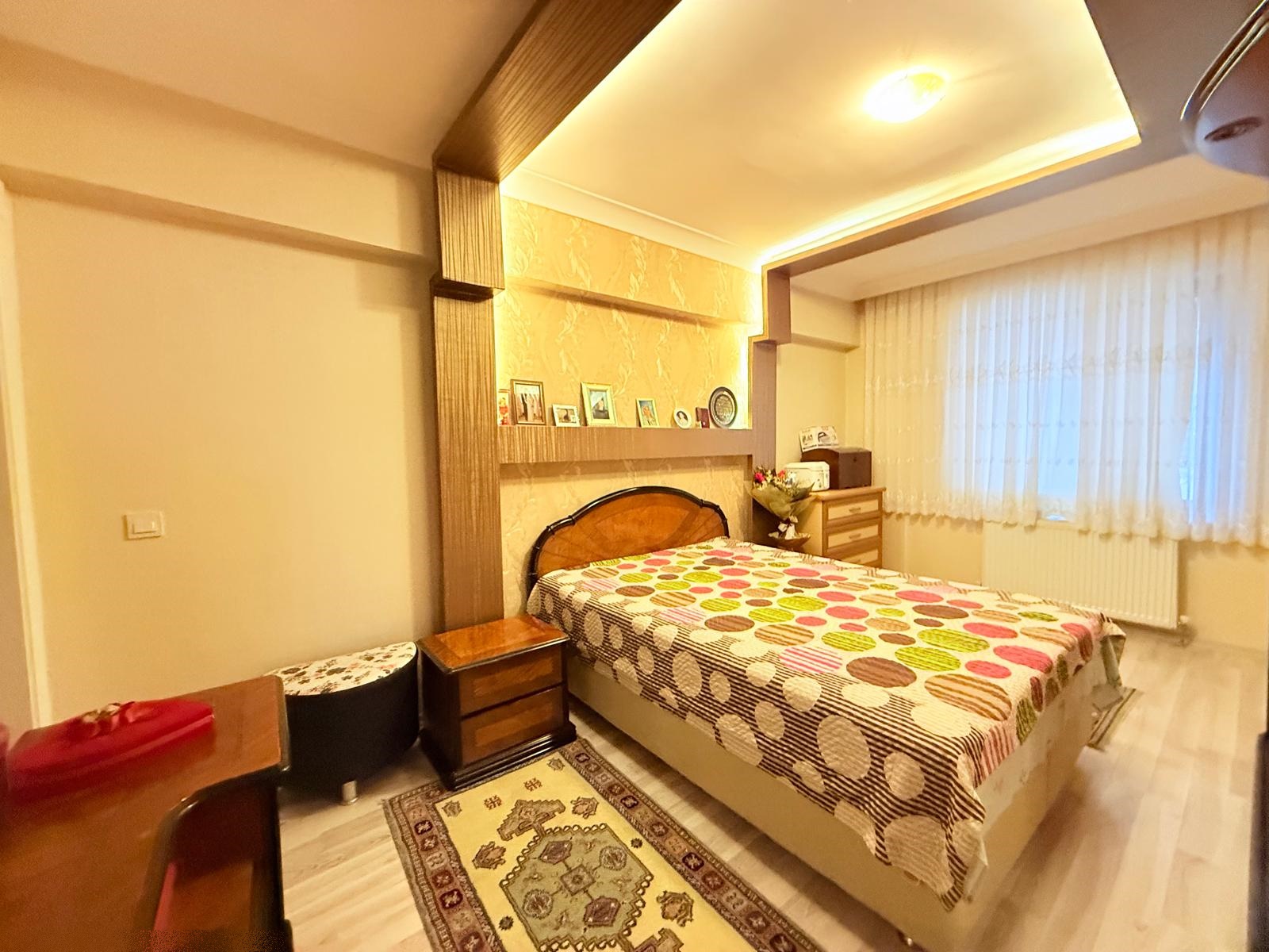 Keçiören Satılık 3+1 140 m² Daire | Otoparklı Kilerli Havuz Tavan LED Lüks Yapılı