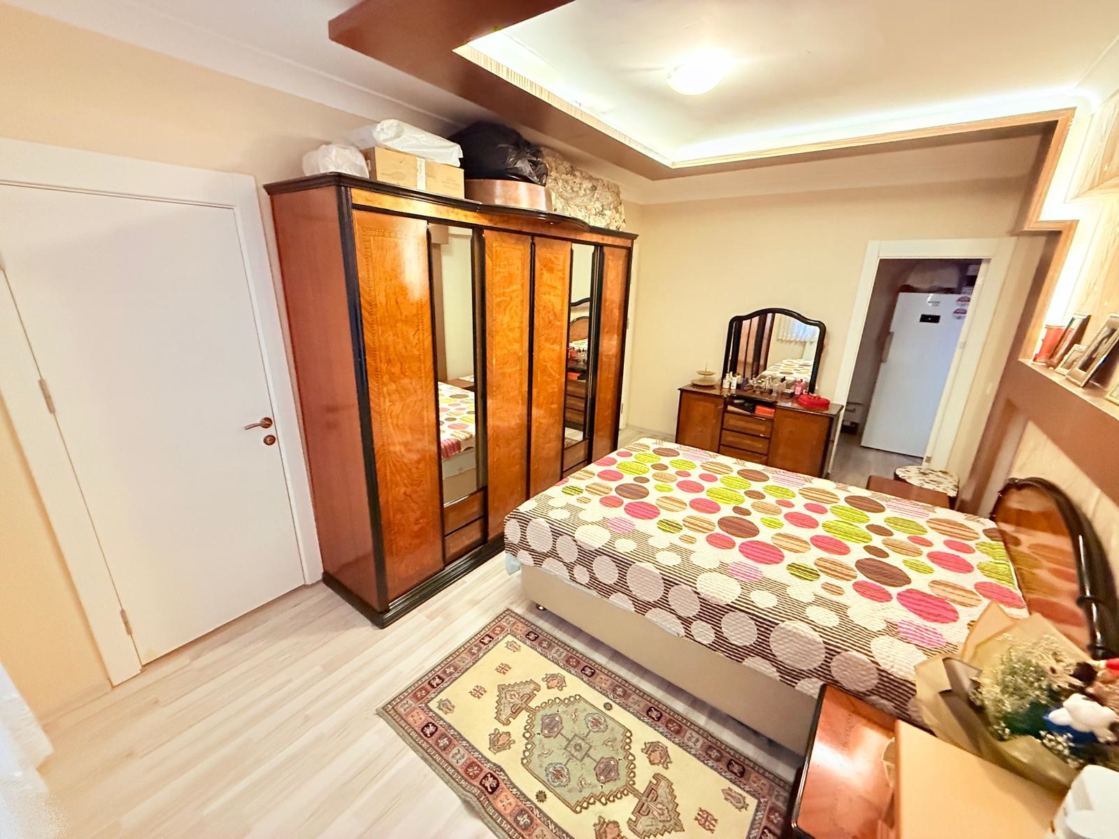 Keçiören Satılık 3+1 140 m² Daire | Otoparklı Kilerli Havuz Tavan LED Lüks Yapılı