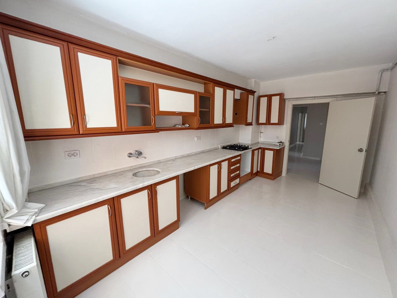 Keçiören Satılık 3+1 135 m² Daire | Çift Balkonlu Açık Cepheli Geniş Kullanımlı Fırsat