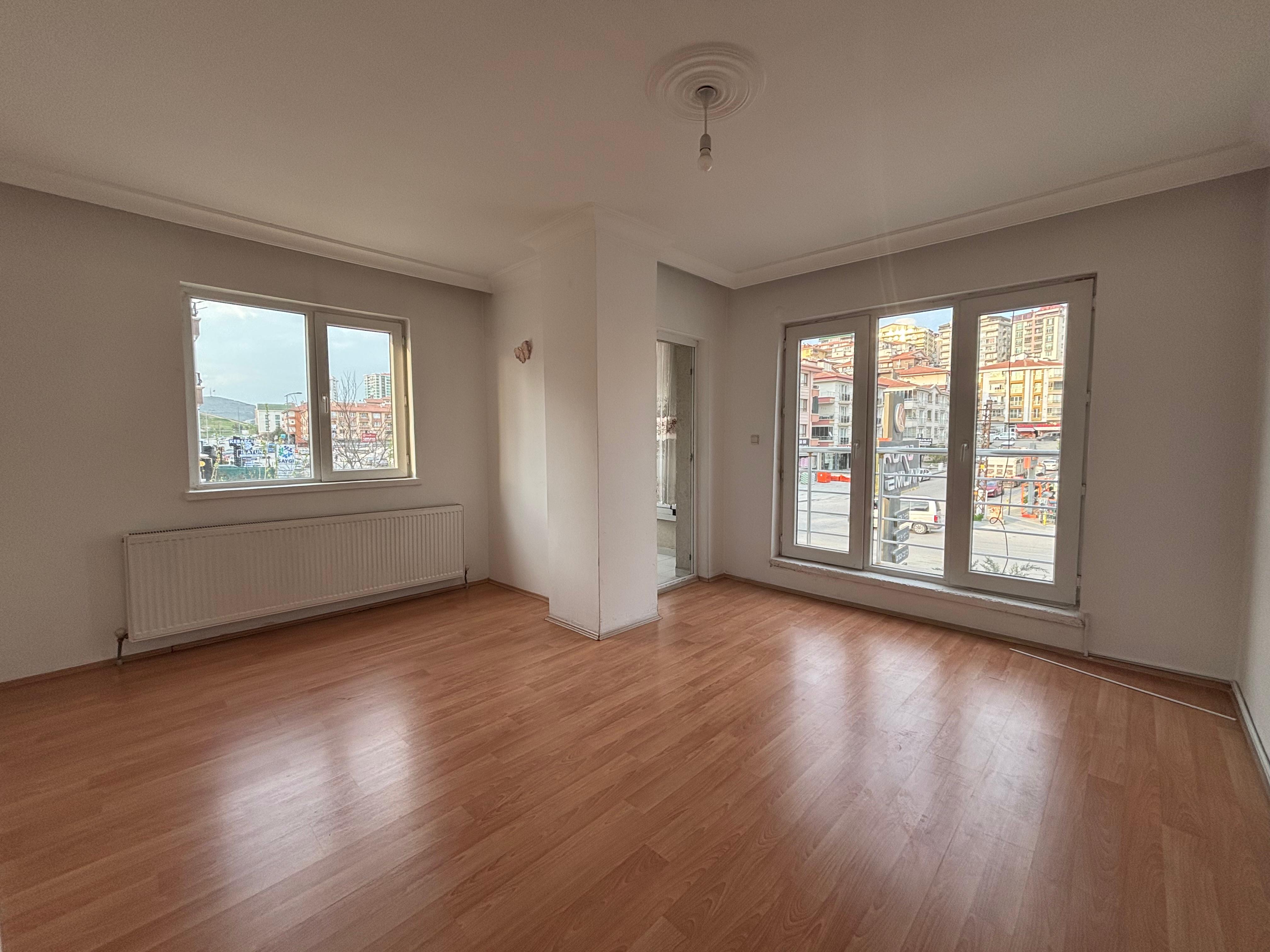 Çambaşı Caddesi Üzeri Satılık 3+1 Daire | Asansörlü Ön Cephe Full Yapılı Temiz Kullanışlı