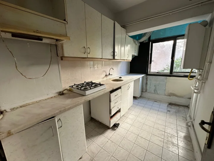 Keçiören Metro Yakını Satılık 2+1 Daire | 2. ve En Üst Kat Asansörsüz Uygun Fiyatlı Fırsat