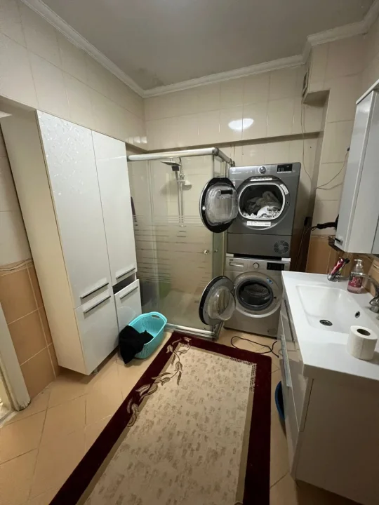 Etlik’te Satılık 3.5+1 2. Kat Cam Balkonlu Vestiyerli Yapılı Geniş Daire