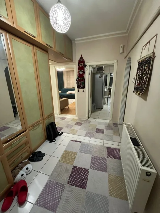 Etlik’te Satılık 3.5+1 2. Kat Cam Balkonlu Vestiyerli Yapılı Geniş Daire