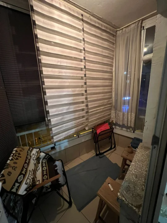 Etlik’te Satılık 3.5+1 2. Kat Cam Balkonlu Vestiyerli Yapılı Geniş Daire