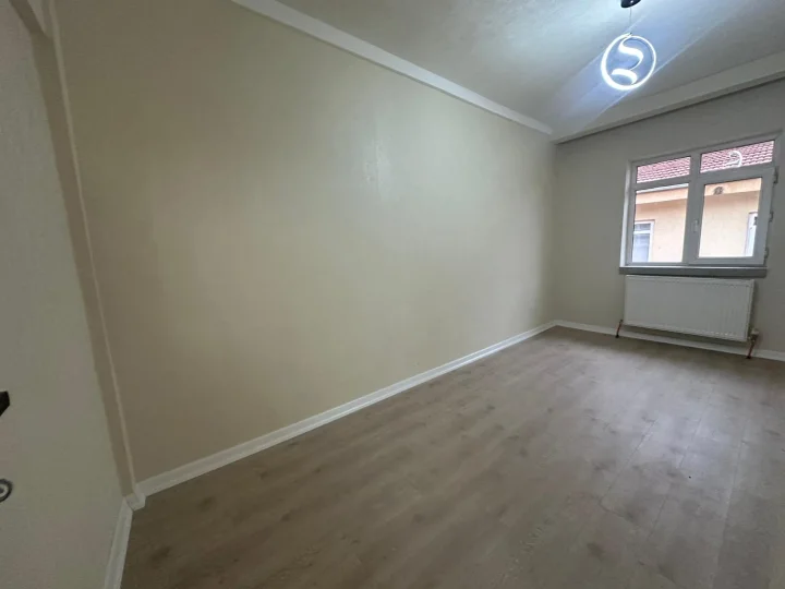 Keçiören Esertepe’de Satılık 3+1 2. Kat Ön Cephe Ferah Daire