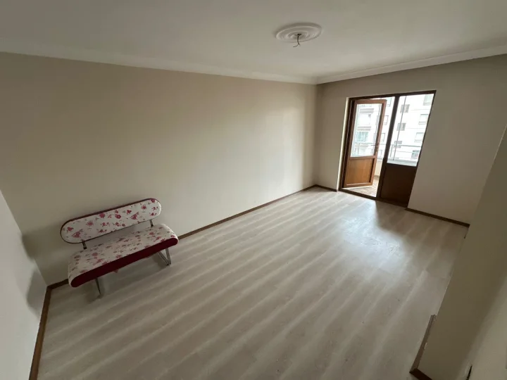 Keçiören Atapark Cadde Üzeri Satılık 4+1 Dubleks Asansörlü Manzaralı 3 Banyolu Lüks Daire