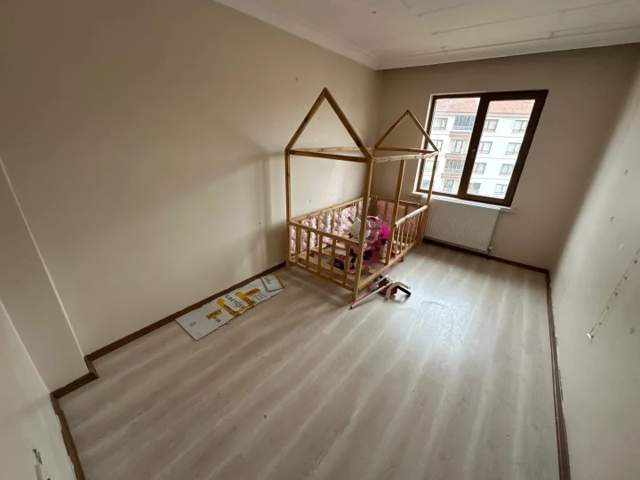 Keçiören Atapark Cadde Üzeri Satılık 4+1 Dubleks Asansörlü Manzaralı 3 Banyolu Lüks Daire