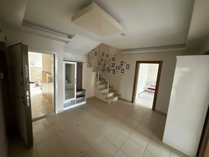 Keçiören Atapark Cadde Üzeri Satılık 4+1 Dubleks Asansörlü Manzaralı 3 Banyolu Lüks Daire