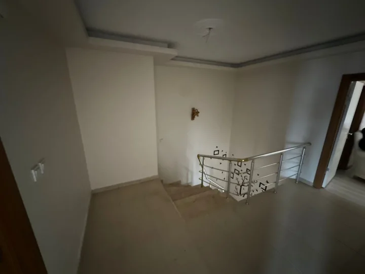 Keçiören Atapark Cadde Üzeri Satılık 4+1 Dubleks Asansörlü Manzaralı 3 Banyolu Lüks Daire