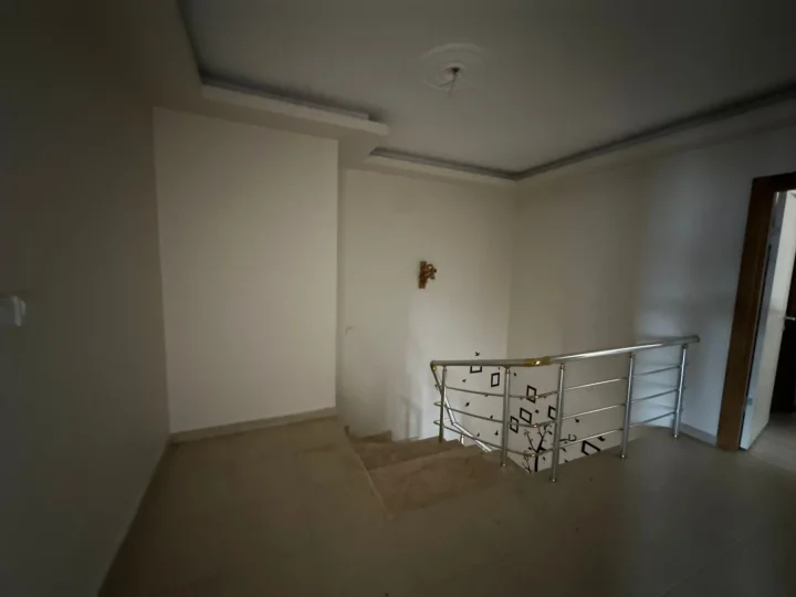 Keçiören Atapark Cadde Üzeri Satılık 4+1 Dubleks Asansörlü Manzaralı 3 Banyolu Lüks Daire