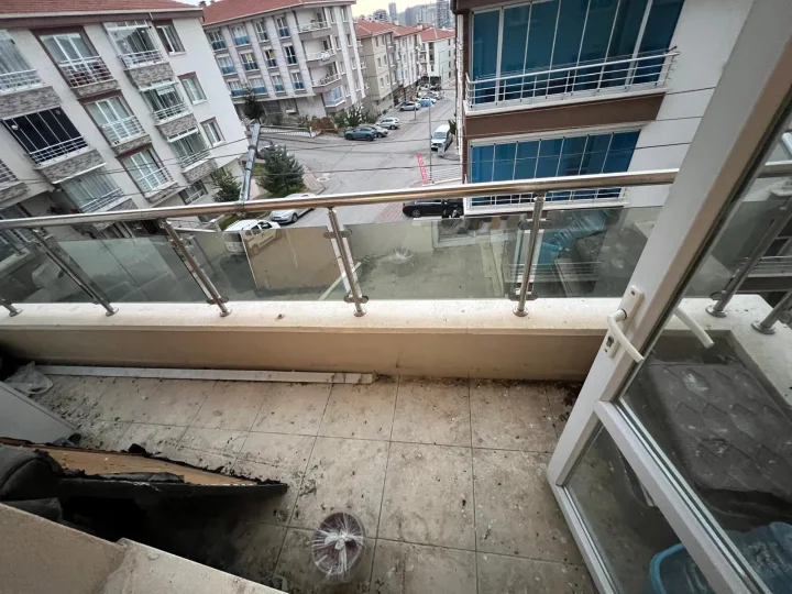 Keçiören Ovacık’ta Satılık 4+1 1. Kat Ultra Lüks Yapılı Geniş Daire