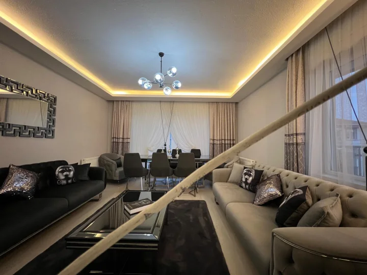 Keçiören Ovacık’ta Satılık 4+1 1. Kat Ultra Lüks Yapılı Geniş Daire