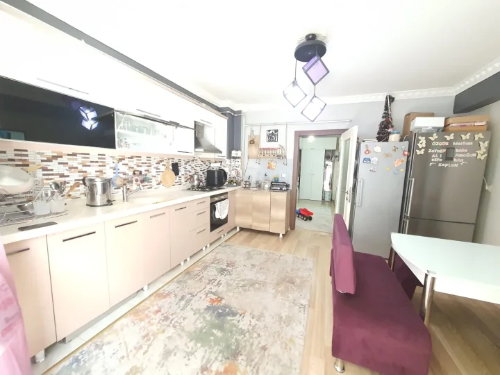 Keçiören Kanuni’de Satılık 3+1 1. Kat Asansörlü Lüks Yapılı Daire