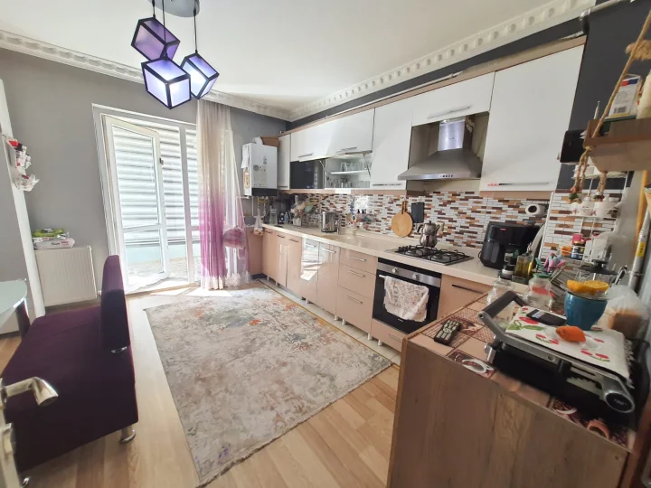 Keçiören Kanuni’de Satılık 3+1 1. Kat Asansörlü Lüks Yapılı Daire