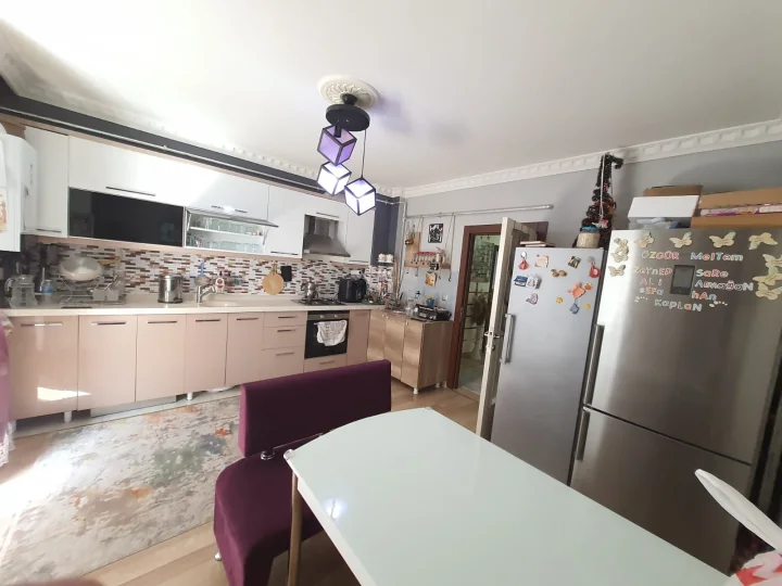 Keçiören Kanuni’de Satılık 3+1 1. Kat Asansörlü Lüks Yapılı Daire