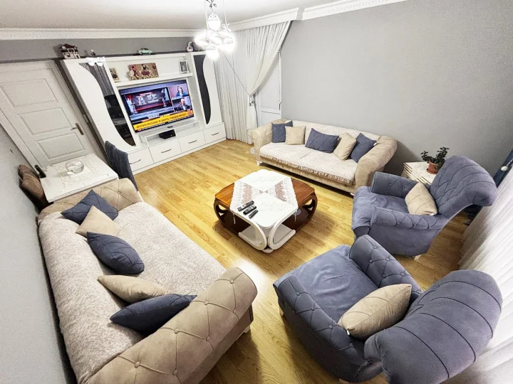 Keçiören Yayla’da Satılık Ankara Manzaralı 3+1 Ebeveyn Banyolu Teras Balkonlu Daire