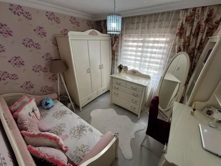 Keçiören Esertepe’de Satılık 4+1 175 m² Ebeveyn Banyolu Asansörlü İskanlı Manzaralı Daire