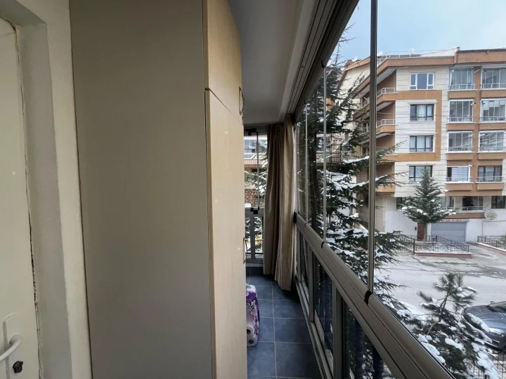 Keçiören Esertepe’de Satılık 4+1 175 m² Ebeveyn Banyolu Asansörlü İskanlı Manzaralı Daire