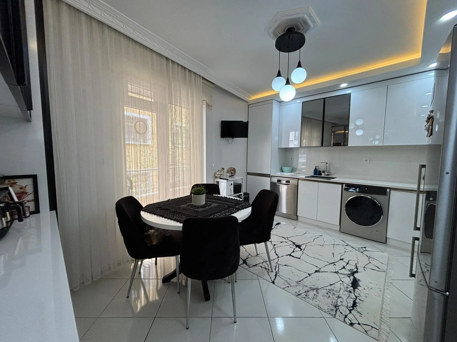 Keçiören Kuşcağız’da Satılık 3+1 1. Kat Geniş Asansörlü Full Yapılı Kök Tapulu Daire