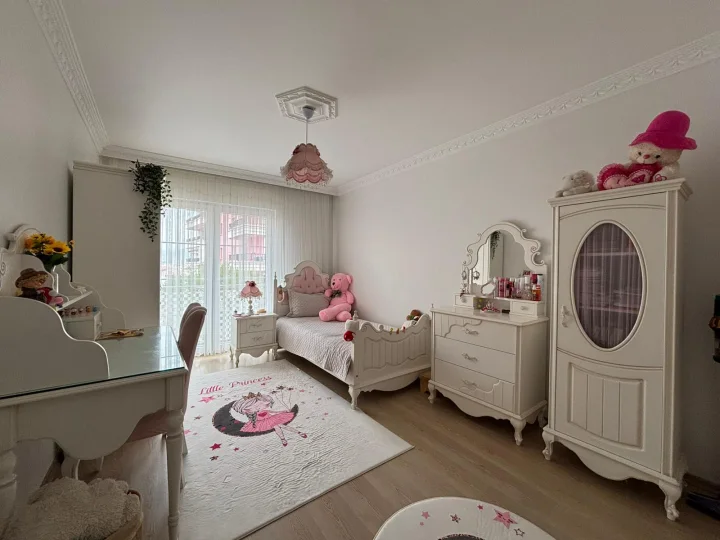 Keçiören Kuşcağız’da Satılık 3+1 1. Kat Geniş Asansörlü Full Yapılı Kök Tapulu Daire