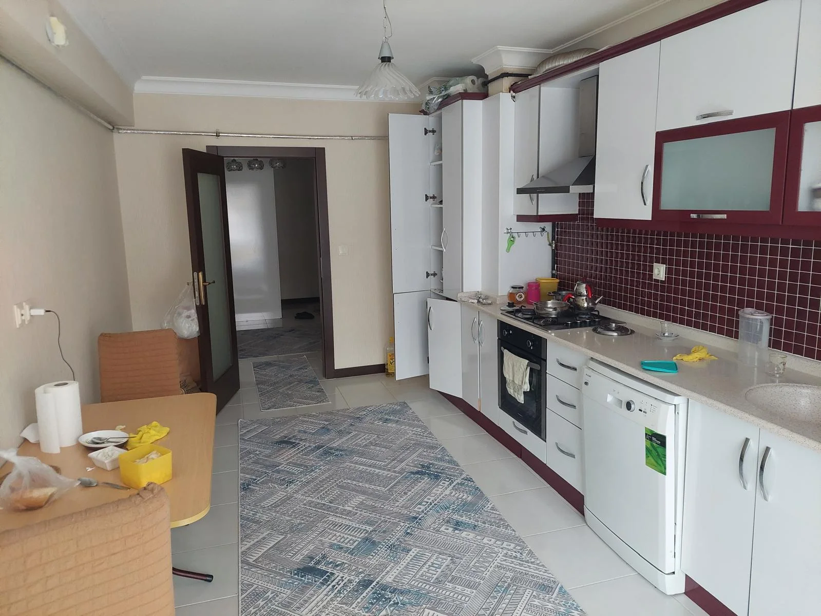 Keçiören Atapark’ta Satılık 6+2 Dubleks Çift Girişli İskanlı Yapılı Geniş Daire