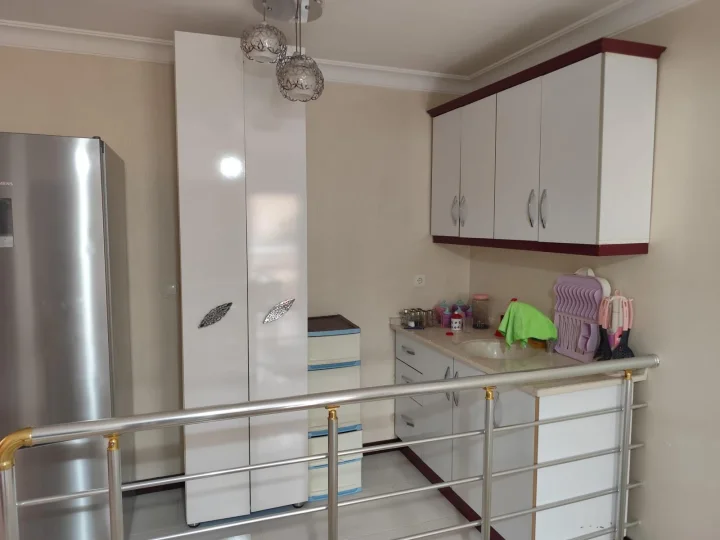 Keçiören Atapark’ta Satılık 6+2 Dubleks Çift Girişli İskanlı Yapılı Geniş Daire