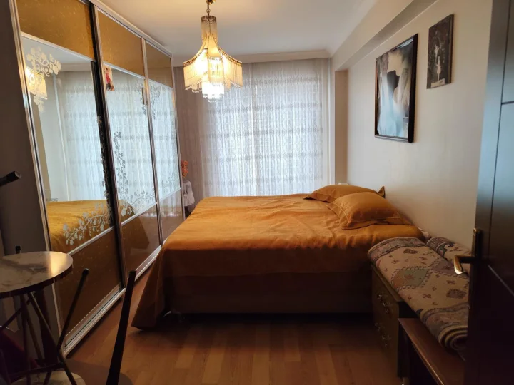 Keçiören Atapark’ta Satılık 6+2 Dubleks Çift Girişli İskanlı Yapılı Geniş Daire