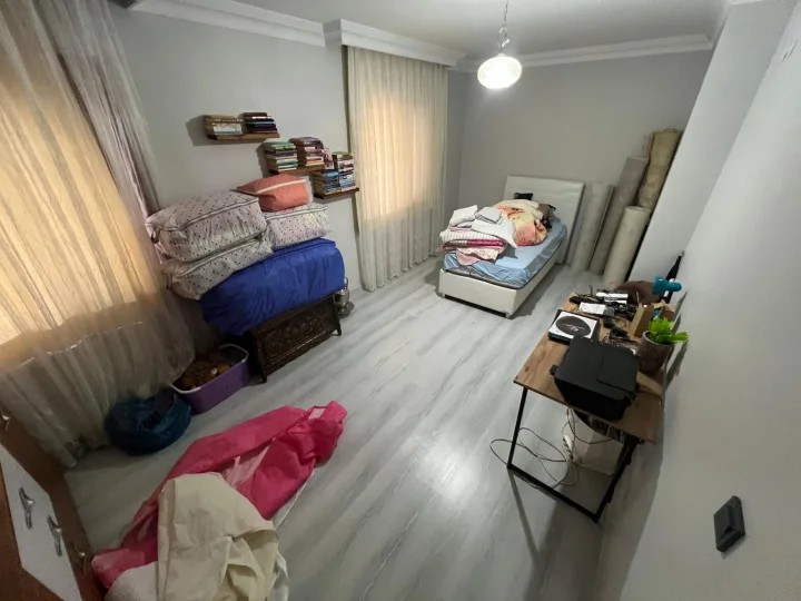 Etlik’te Satılık 8+1 Lüks Dubleks Asansörlü Manzaralı Kapalı Otoparklı Çift Mutfaklı Daire