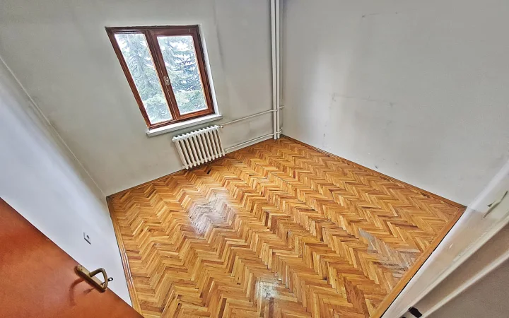 Keçiören Esertepe’de Satılık 3+1 3. Kat Ön Cephe Site İçi Fırsat Daire