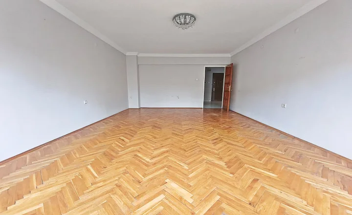 Keçiören Esertepe’de Satılık 3+1 3. Kat Ön Cephe Site İçi Fırsat Daire