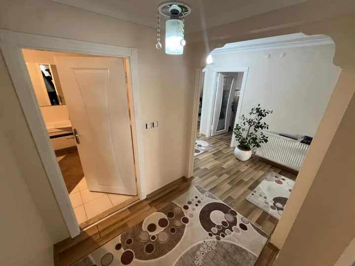 Keçiören Atapark’ta Satılık 4+1 Orta Kat 160 m² Cam Balkonlu Daire