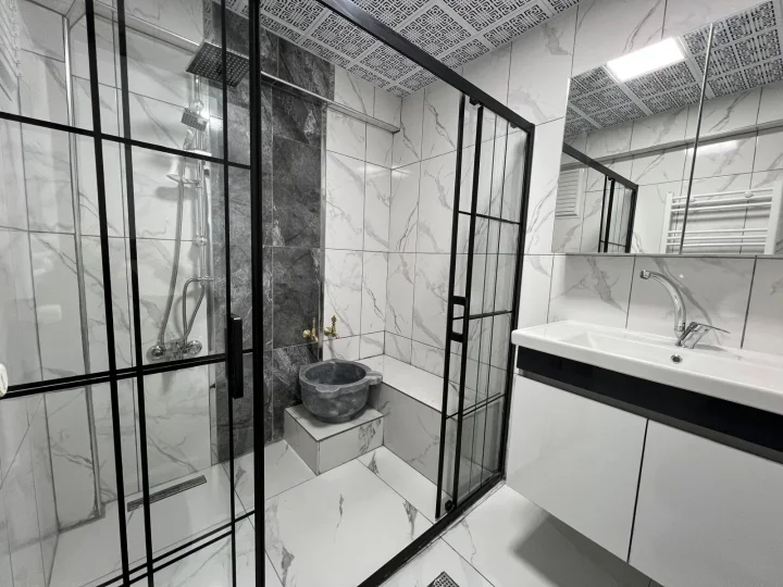 Keçiören Satılık 3+1 120 m² 2. Ara Kat Ön Cephe Full Yapılı Türk Hamamlı Daire