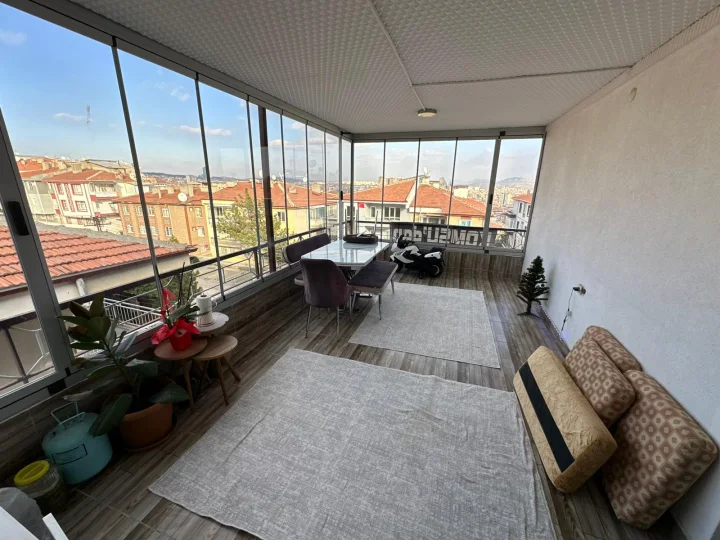 Keçiören Pınarbaşı Mahallesi’nde Satılık 6+1 Dubleks 280 m² Teraslı 4 Balkonlu Ultra Geniş Daire