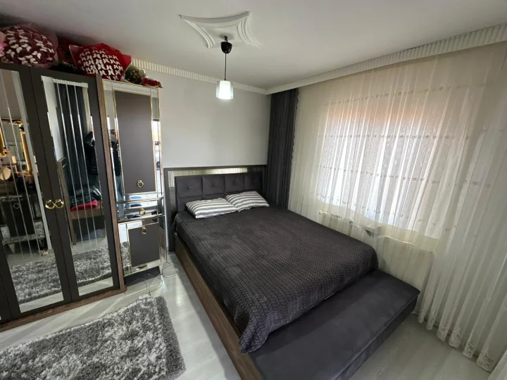 Keçiören Pınarbaşı Mahallesi’nde Satılık 6+1 Dubleks 280 m² Teraslı 4 Balkonlu Ultra Geniş Daire