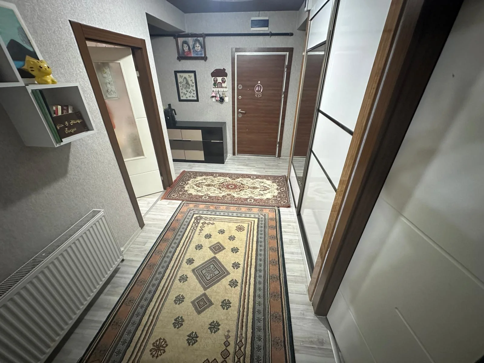 Keçiören Sancaktepe Mahallesi’nde Satılık 3+1 1. Kat Genç Bina Asansörlü Full Yapılı Kilerli Daire