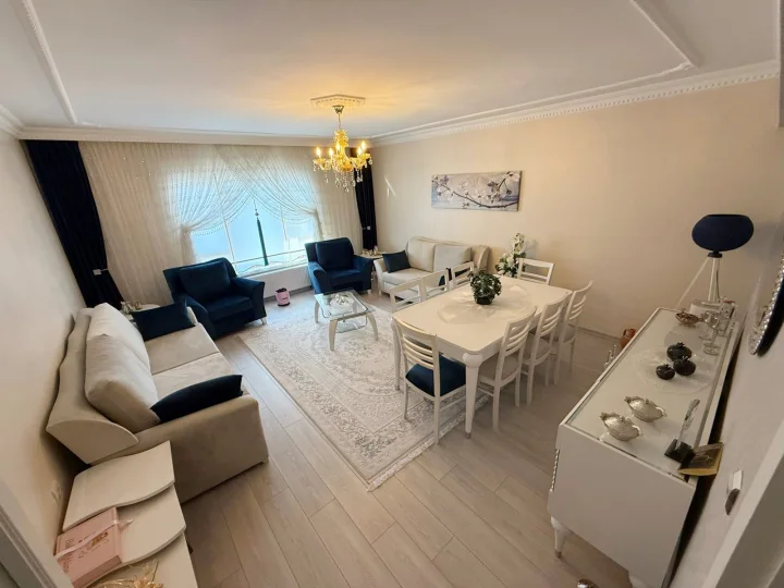 Keçiören Satılık 4+1 Daire | 150 m² Ebeveyn Banyolu Cam Balkonlu Otoparklı Geniş Fırsat