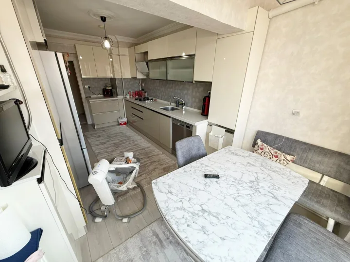 Keçiören Satılık 4+1 Daire | 150 m² Ebeveyn Banyolu Cam Balkonlu Otoparklı Geniş Fırsat