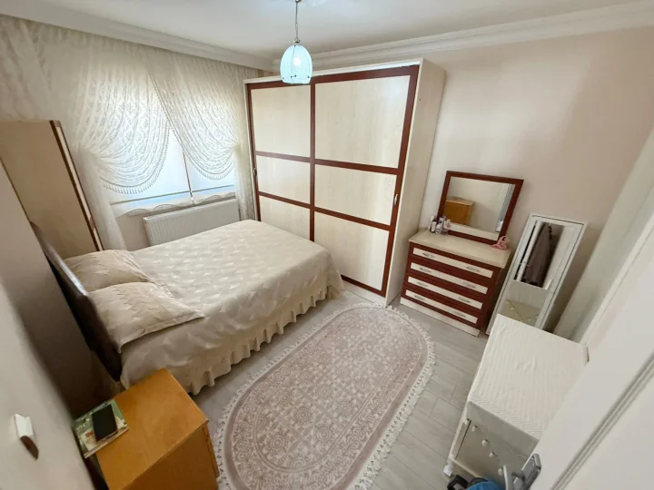 Keçiören Satılık 4+1 Daire | 150 m² Ebeveyn Banyolu Cam Balkonlu Otoparklı Geniş Fırsat