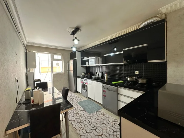 Keçiören Satılık 4+1 Daire | 160 m² Ankastre Setli Kilerli Açık Balkonlu Geniş Fırsat