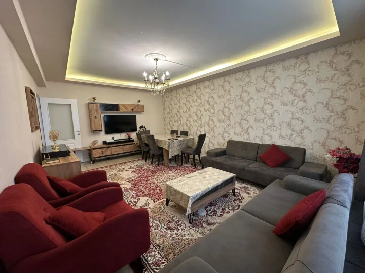 Keçiören Satılık 4+1 Daire | 160 m² Ankastre Setli Kilerli Açık Balkonlu Geniş Fırsat