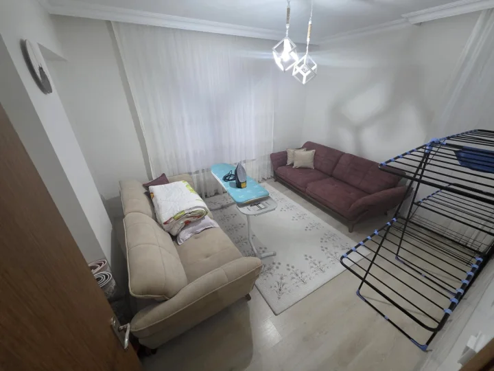 Keçiören Satılık 3+1 Daire | 130 m² Çift Cam Balkonlu Vestiyerli Geniş Fırsat