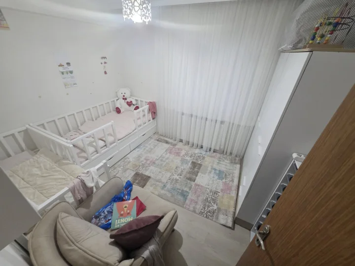 Keçiören Satılık 3+1 Daire | 130 m² Çift Cam Balkonlu Vestiyerli Geniş Fırsat