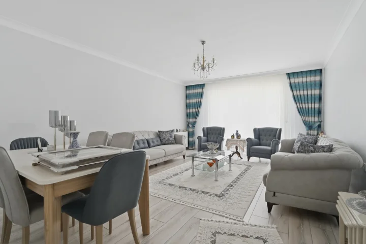 Keçiören Satılık 4+1 180 m² Ultra Lüks Yapılı Ebeveyn Banyolu Cam Balkonlu Özel Tasarım Daire